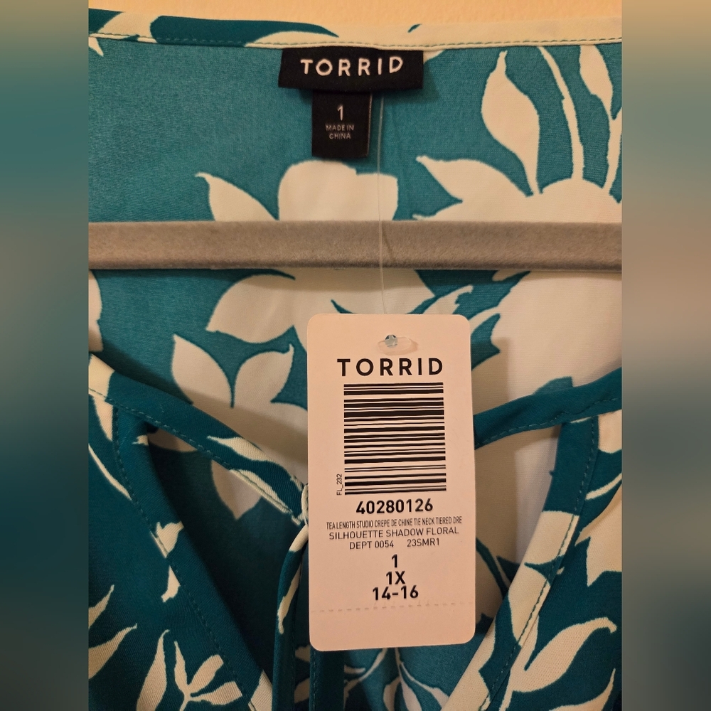 torrid Teal and White Floral Midi Dress - Picture 3 of 7